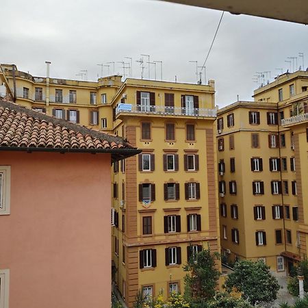 Studio Flat Trastevere Рим Екстер'єр фото