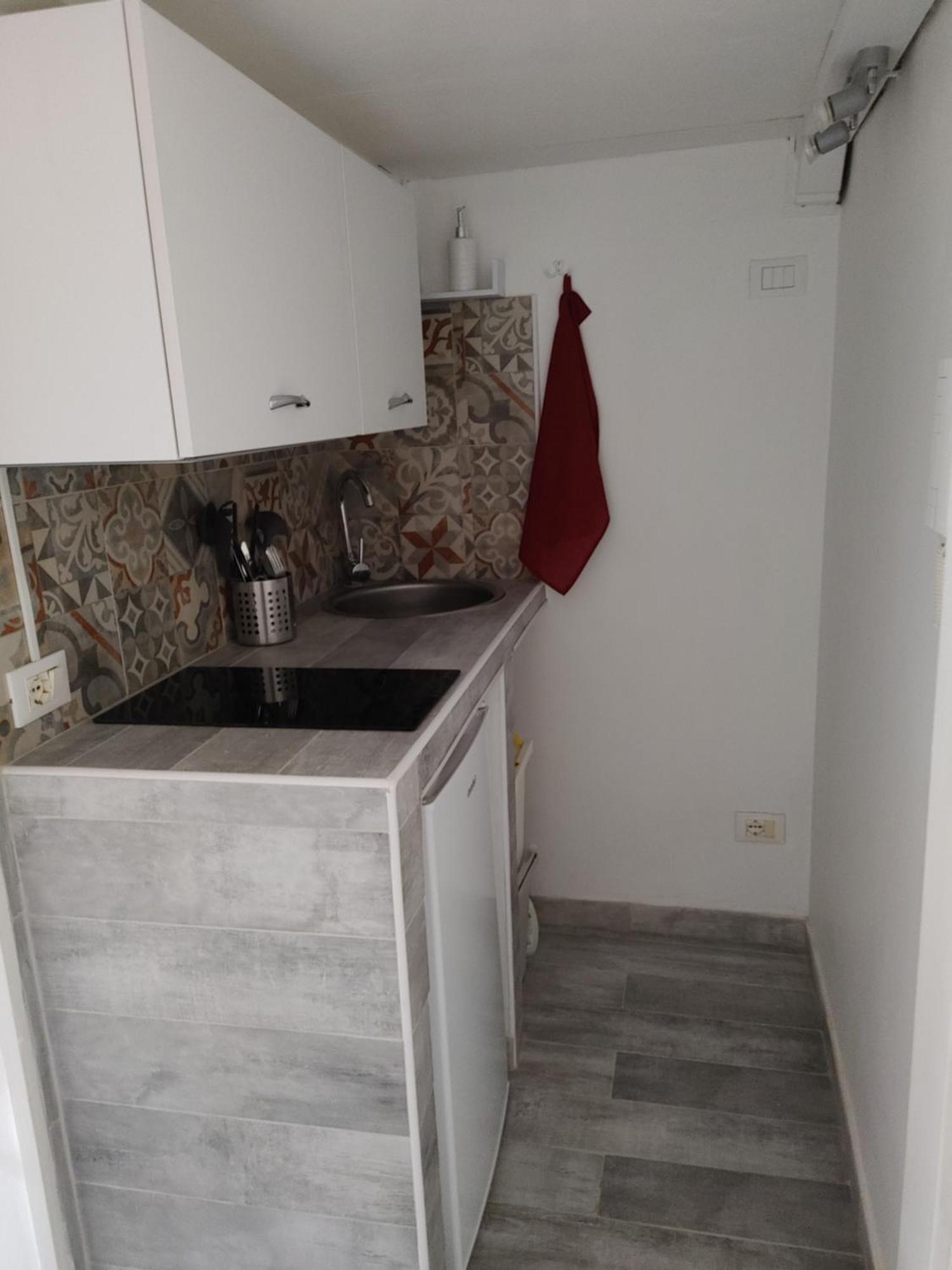 Studio Flat Trastevere Рим Екстер'єр фото